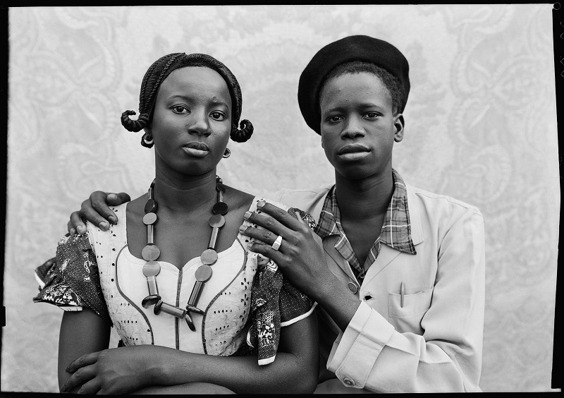 África E Identidade: A Exposição Fotográfica Sobre Seydou Ke